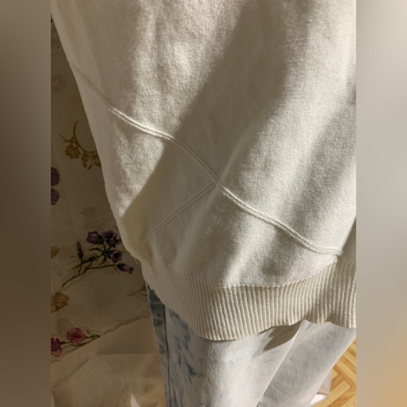 Dressbarn White Sweater - Picture 4 of 9